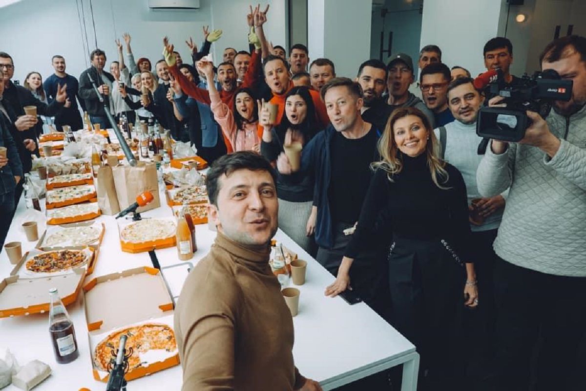 Партія Слуга народу обиратиме кандидатів в інтернеті