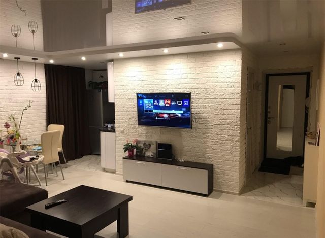 Хлопець перетворив хрущовку на шикарну квартиру-студію - фото 330222