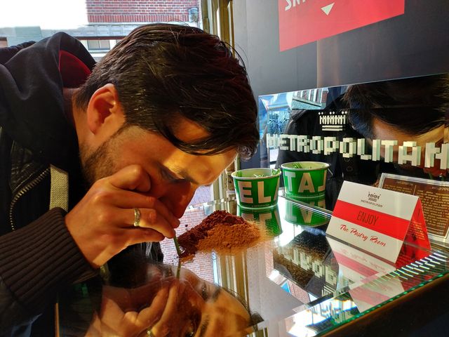 Какао можна не лише пити, а й нюхати - фото 330573