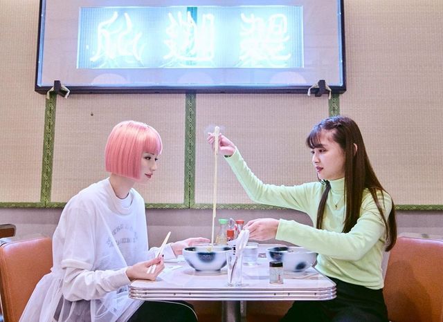 Наче справжня людина: у Японії створили віртуальну модель - фото 330623