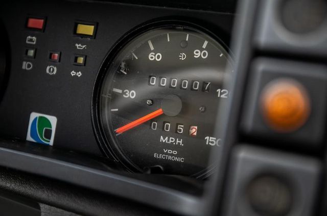 Родом з вісімдесятих: на аукціоні продадуть новий MG Metro 6R4 - фото 330793