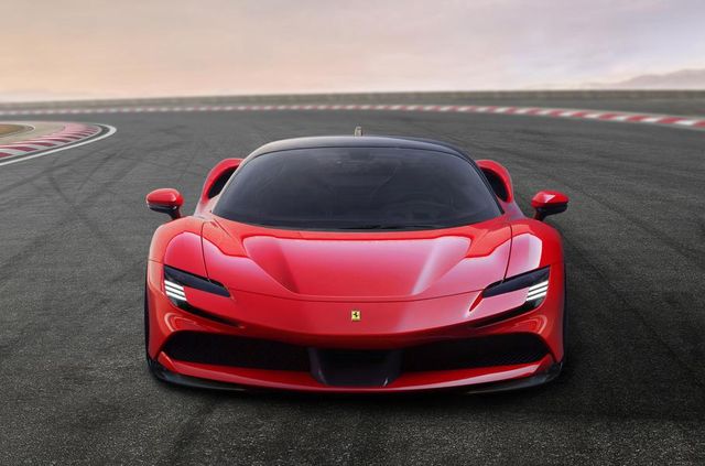 Ferrari SF90 Stradale: представлено потужний гібрид на 1000 конячок - фото 330877