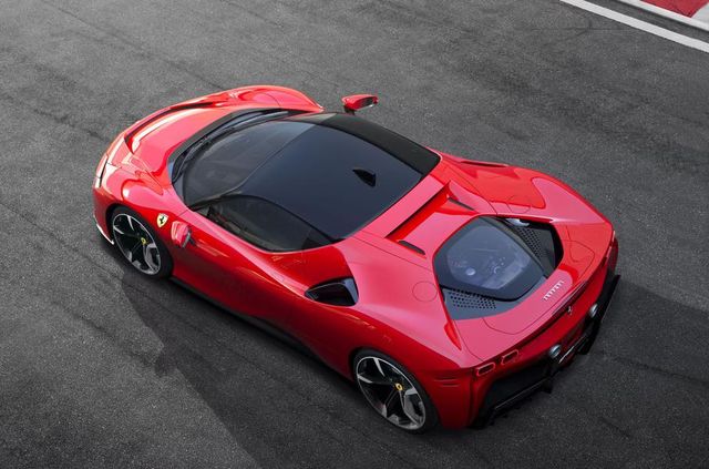 Ferrari SF90 Stradale: представлено потужний гібрид на 1000 конячок - фото 330880
