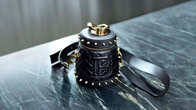 Сексуальна й небезпечна: Кара Делевінь знялась у рекламі Balmain - фото 330893