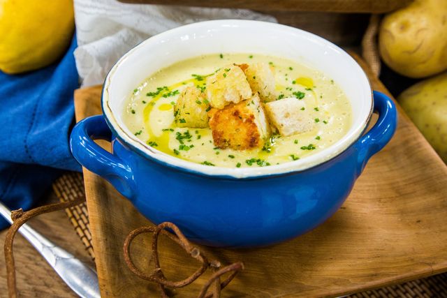 Суп допоможе наситити організм - фото 331211