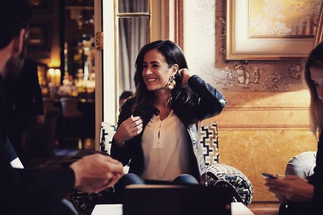 В Іспанії знайшли двійника Меган Маркл: ажіотаж в мережі - фото 331272