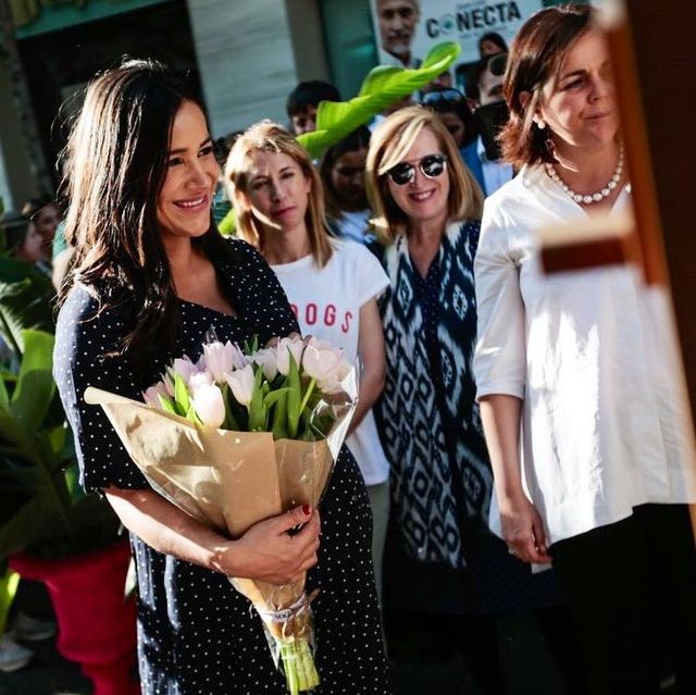 В Іспанії знайшли двійника Меган Маркл: ажіотаж в мережі - фото 331278