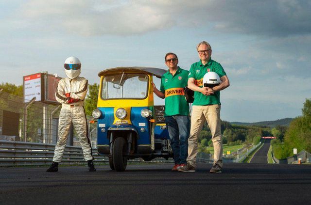 Такого ви ще не бачили: рекорд Нюрбургрингу на моторикші - фото 331354