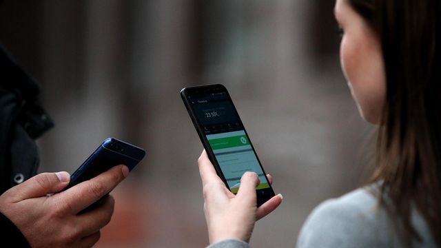 Шахраї найчастіше обдурюють жінок - фото 331609