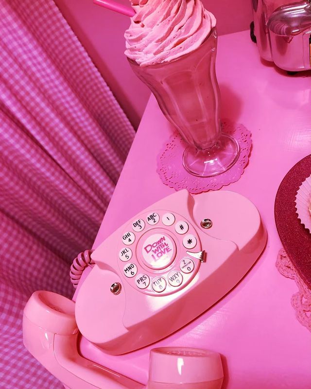 Рожеве життя: американка-барбі підкорює мережу - фото 331848