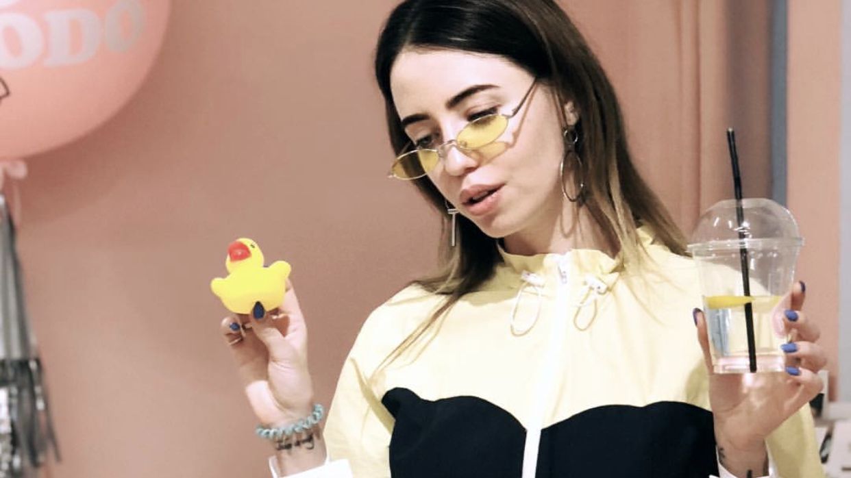 Знаменитість похвалилася відвертим кадром - фото 1