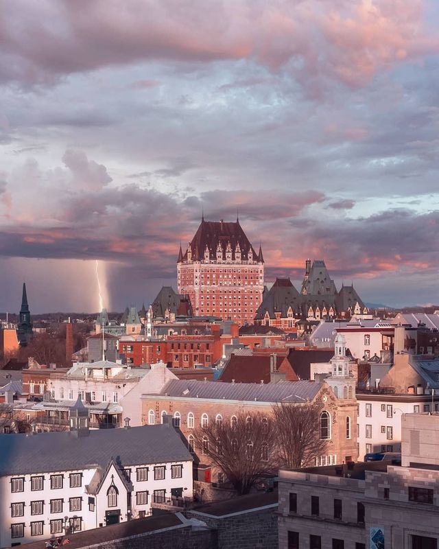 Вуличні фото світу, які надихають на мандри: захопливі кадри - фото 332224