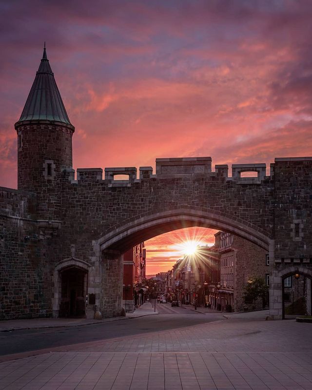 Вуличні фото світу, які надихають на мандри: захопливі кадри - фото 332233