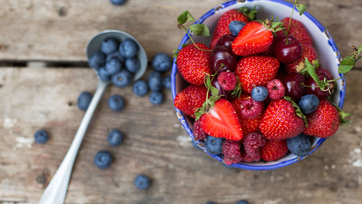 Влітку особливо важливо їсти ягоди - фото 1