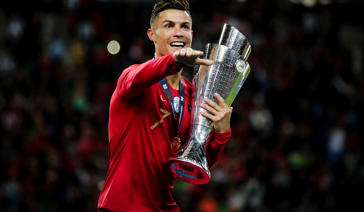 Роналду представляє Португалію - фото 1