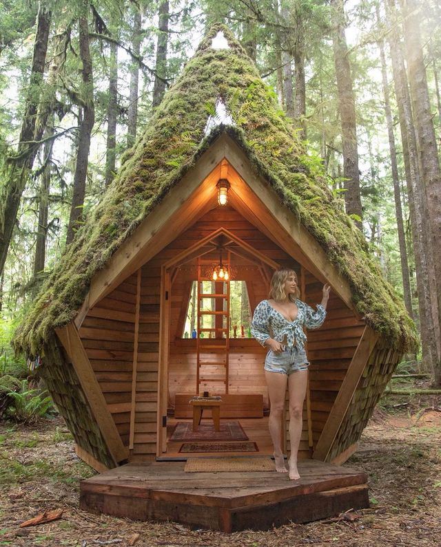 Найзвабливіша гравець у покер показала нові гарячі фото - фото 333194