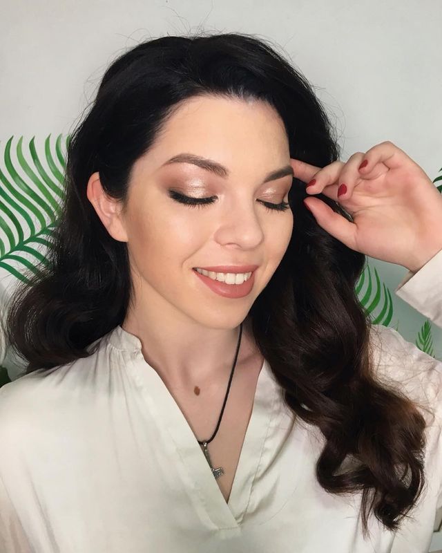 Макіяж на випускний 2019: модні ідеї мейкапу для дівчат у фото - фото 333348