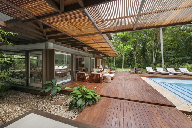 Архітектори створили розкішну тропічну віллу в Бразилії: фото - фото 333471