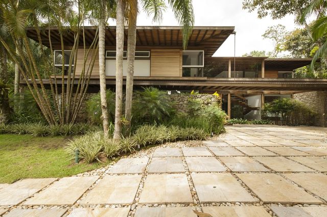 Архітектори створили розкішну тропічну віллу в Бразилії: фото - фото 333474