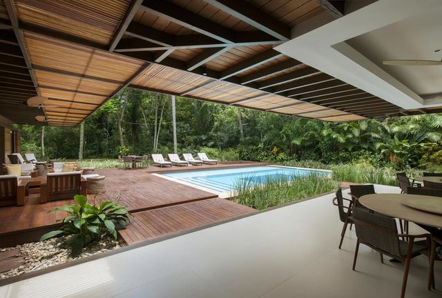Архітектори створили розкішну тропічну віллу в Бразилії: фото - фото 333482