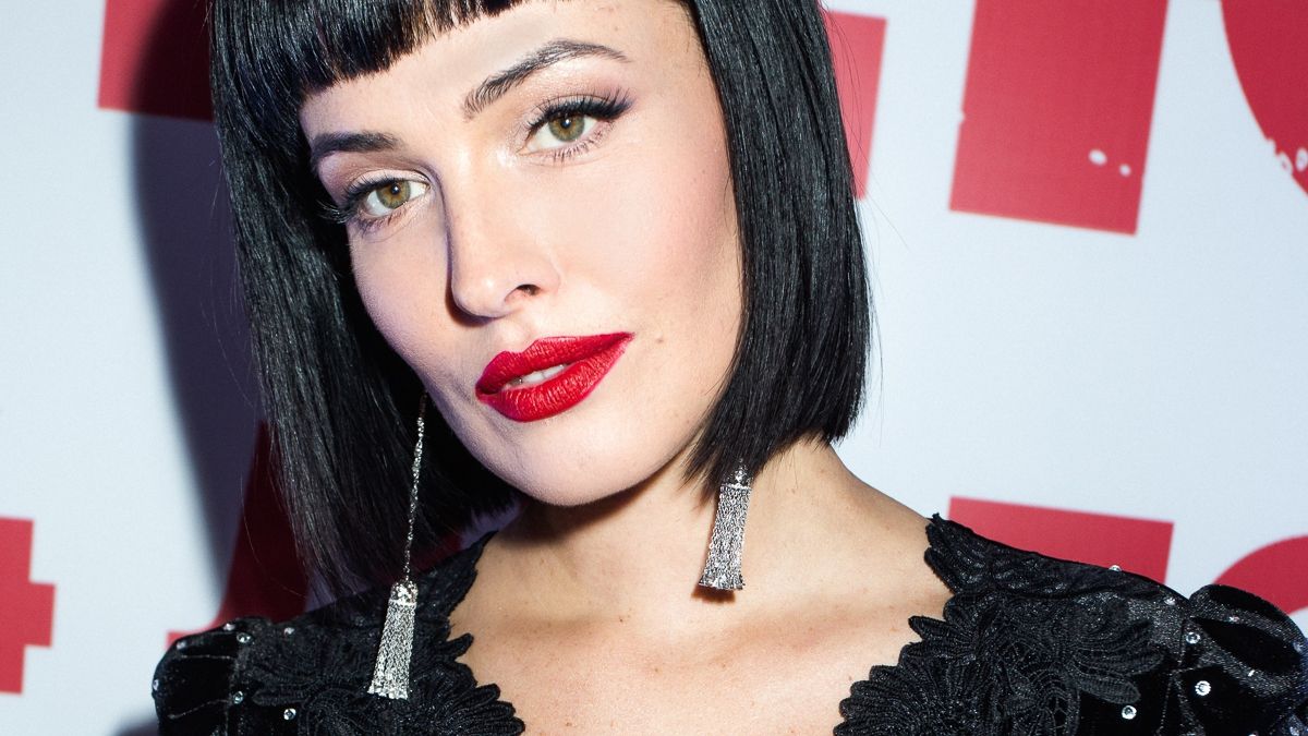 Астаф'єва одна з небагатьох зірок, які користуються громадським транспортом - фото 1