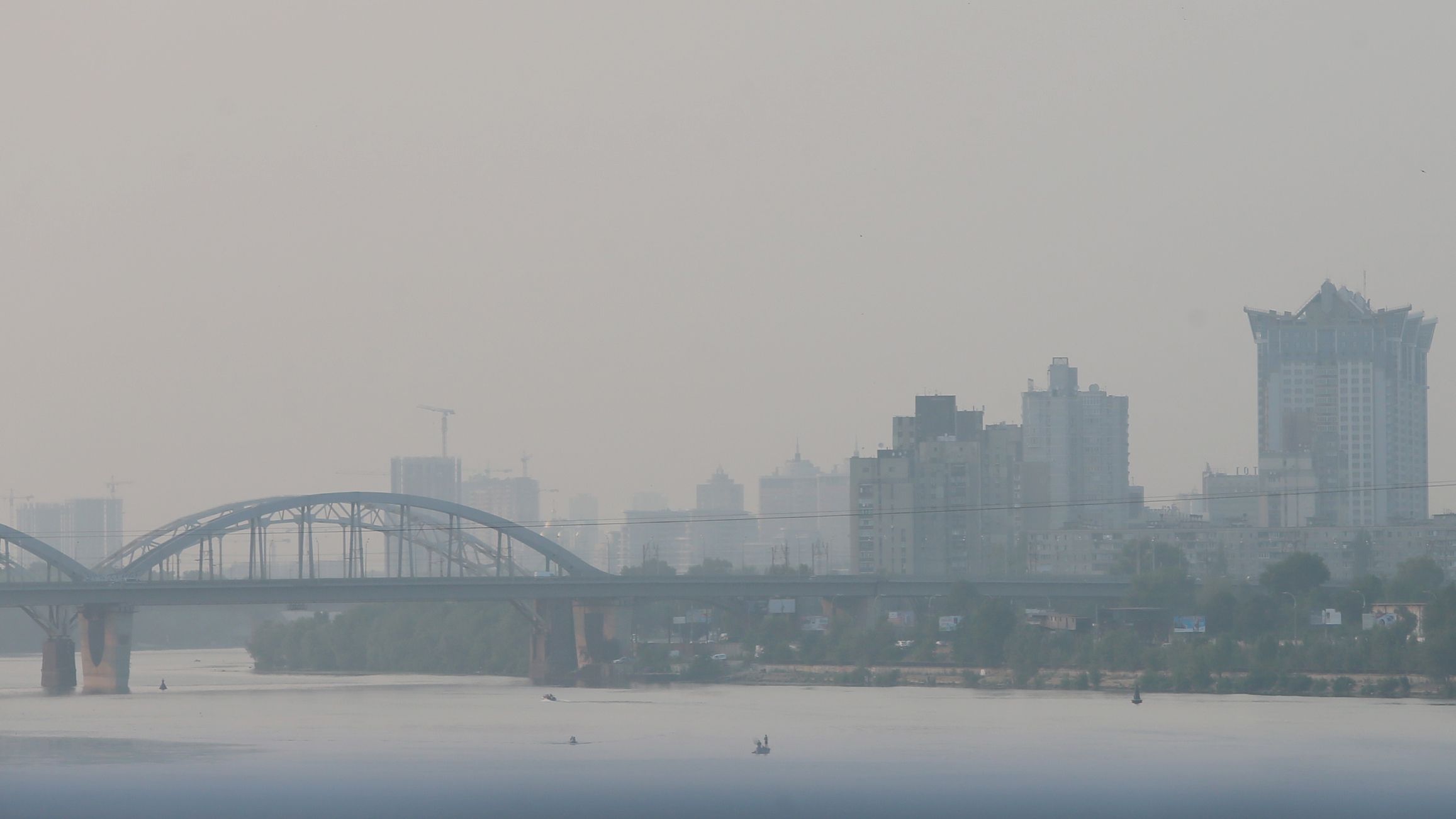 Киян попередили про сильне забруднення повітря