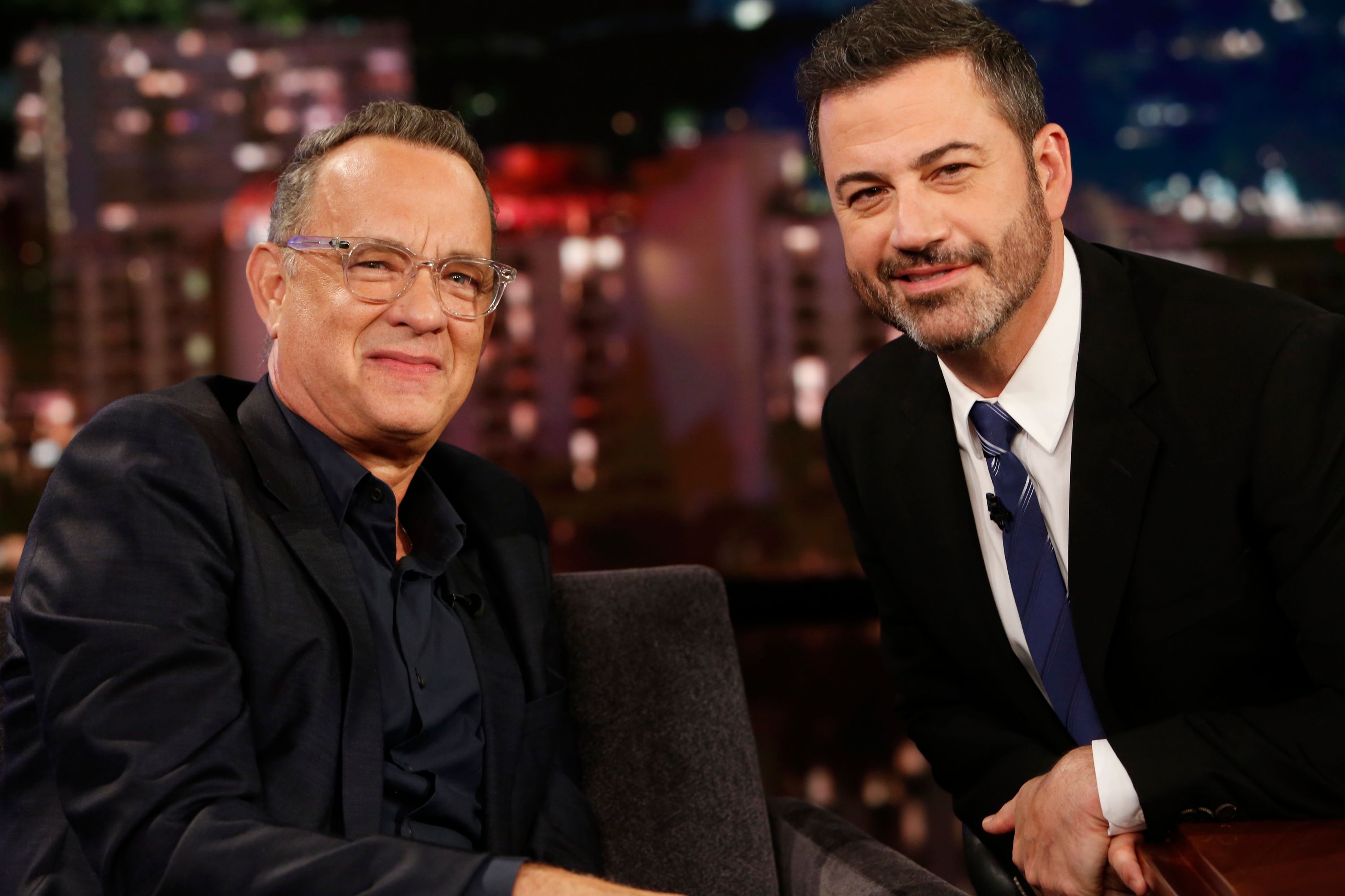 Том Хенкс викрав картонну копію себе: кумедне відео