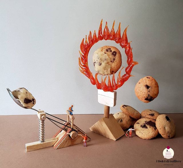 Кондитер перетворює десерти в мініатюрні світи: смачні знімки - фото 334967