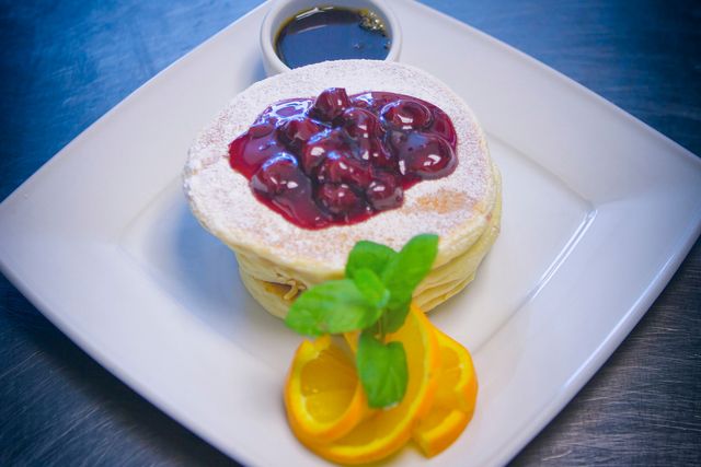 Черешня у власному соку - фото 335074