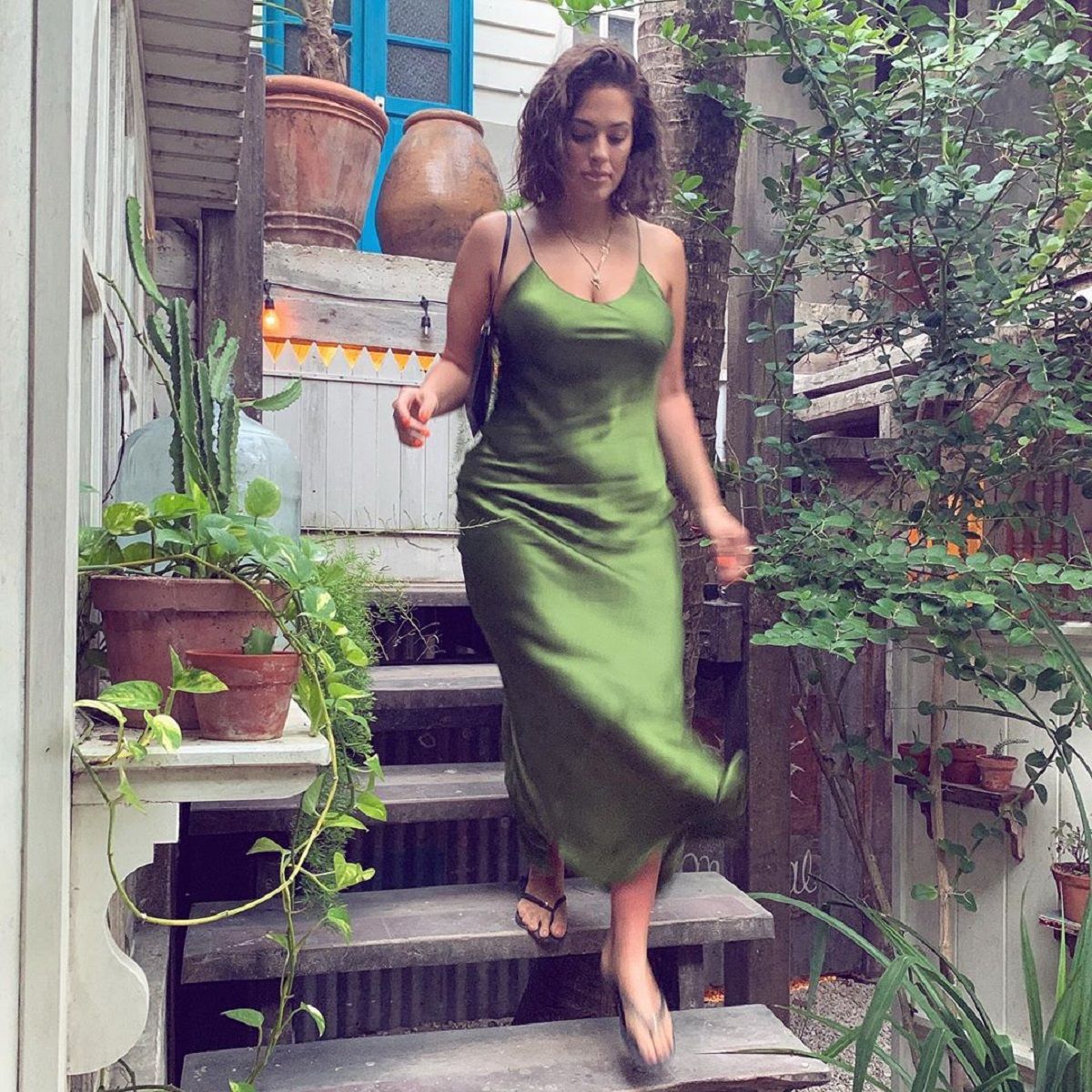 Ешлі Грем показала фігуру в купальнику - фото 1