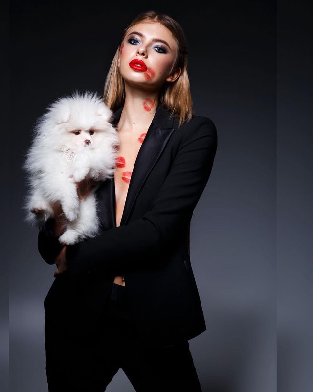 Дівчина героя української молодіжки на ЧС 2019 підкорила мережу: гарячі фото - фото 335204