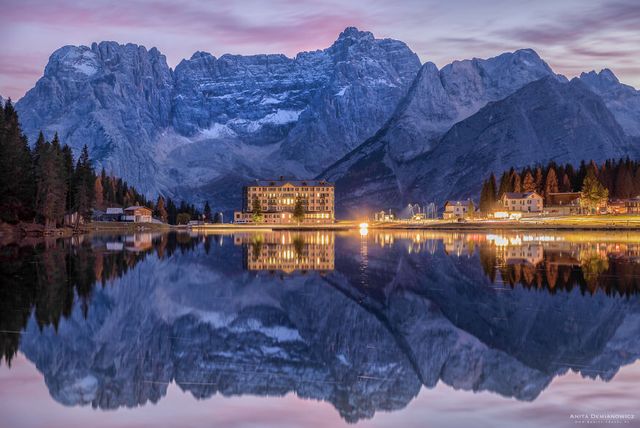 Найкрасивіші заходи сонця з усього світу: атмосферні фото - фото 335438