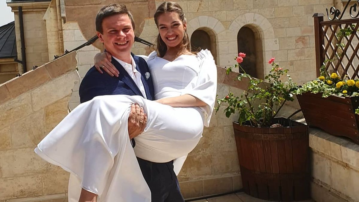 Дмитро Комаров зізнався, що подарувала йому дружина на день народження