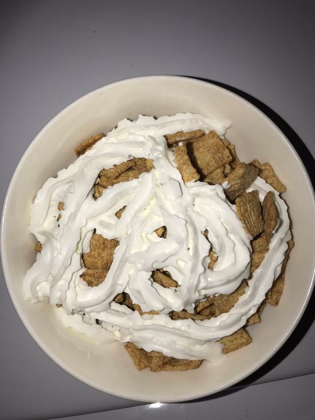 Користувачі діляться в мережі знімками 'найогидніших' перекусів - фото 335601