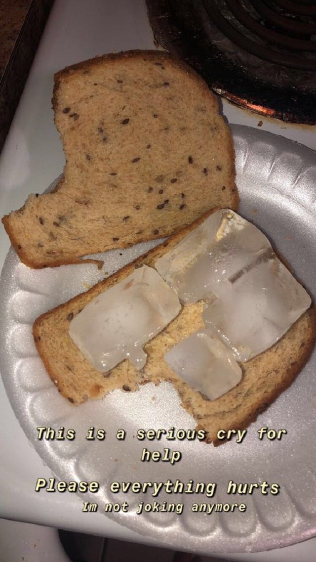 Користувачі діляться в мережі знімками 'найогидніших' перекусів - фото 335607