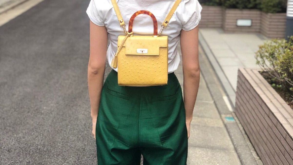 Японка вигадала новий спосіб носити сумку - фото 1