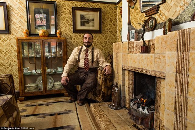 Британець трансформував свою квартиру у стилі 1930-х років - фото 335862