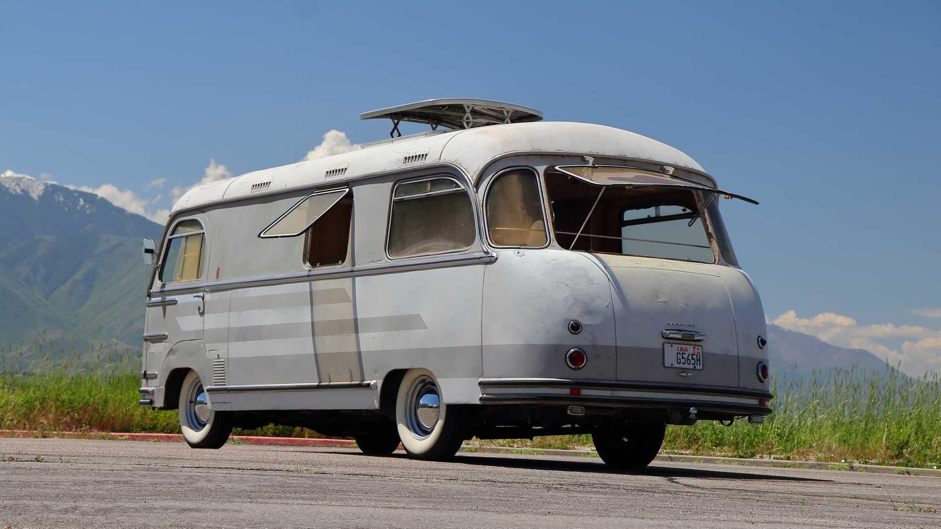 Справжня рідкість: на аукціоні продадуть кемпер Porsche