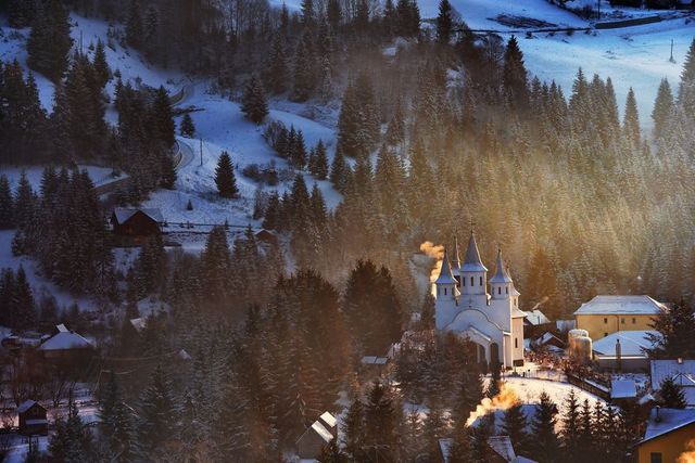 Інша Румунія у захопливих фото, які приковують погляд - фото 336082