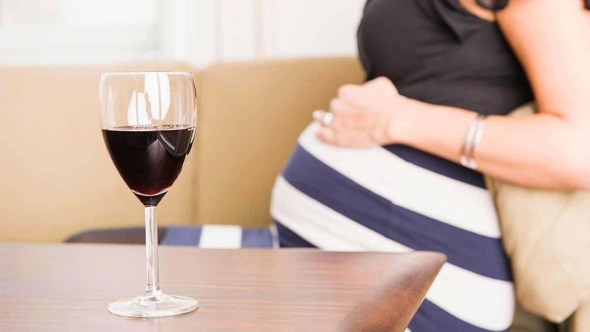 Чи можна пити алкоголь під час вагітності? - фото 1