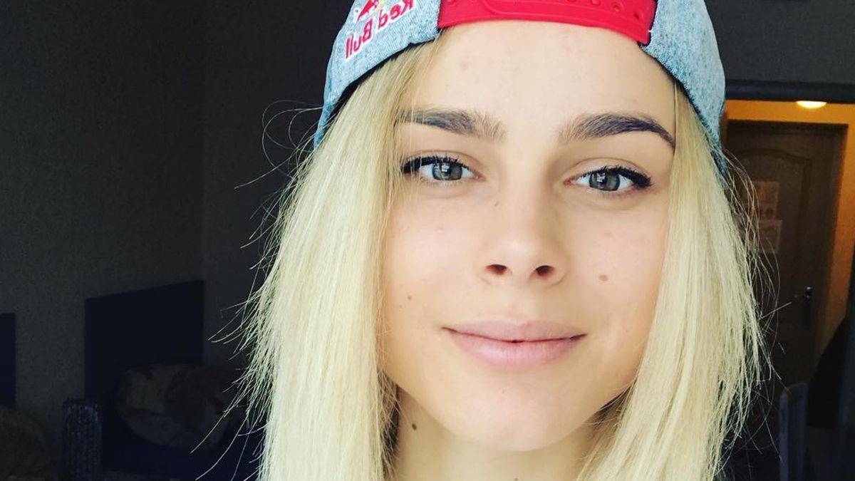 Шалений дрифт: найкрасивіша спортсменка України показала відео з екстремальної поїздки