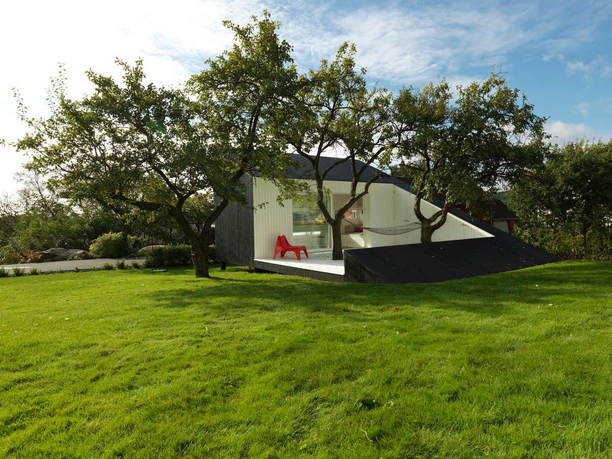 Невеличкий дім у Норвегії для тих, хто любить усамітнитись