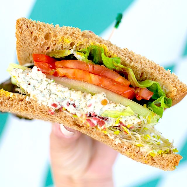 Від їжі на пляжі варто відмовитися - фото 336458