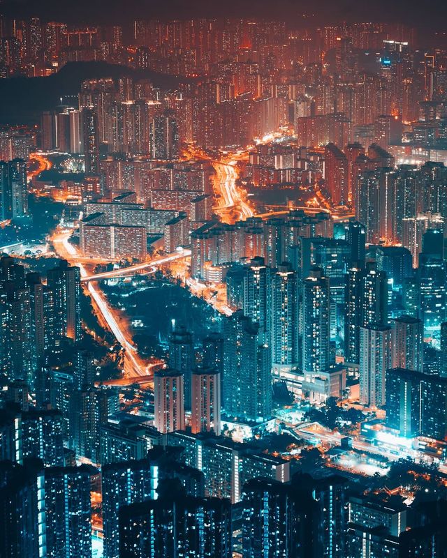 Нічна прогулянка Гонконгом, від якої важко відвести погляд: фото - фото 336543