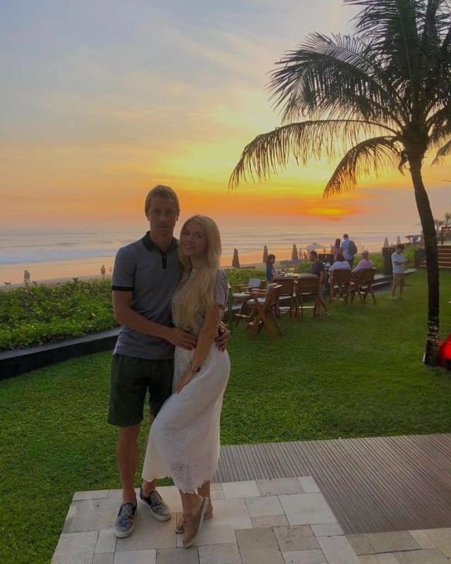 Де та з ким відпочивають зіркові українські футболісти: фото - фото 337214