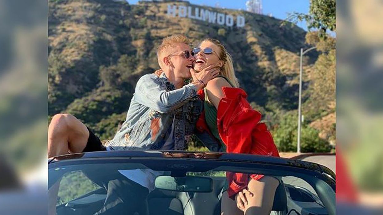 Де та з ким відпочивають зіркові українські футболісти: фото