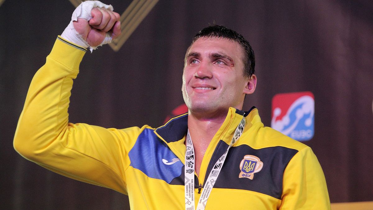 Українець Віктор Вихрист став чемпіоном Європи з боксу - фото 1