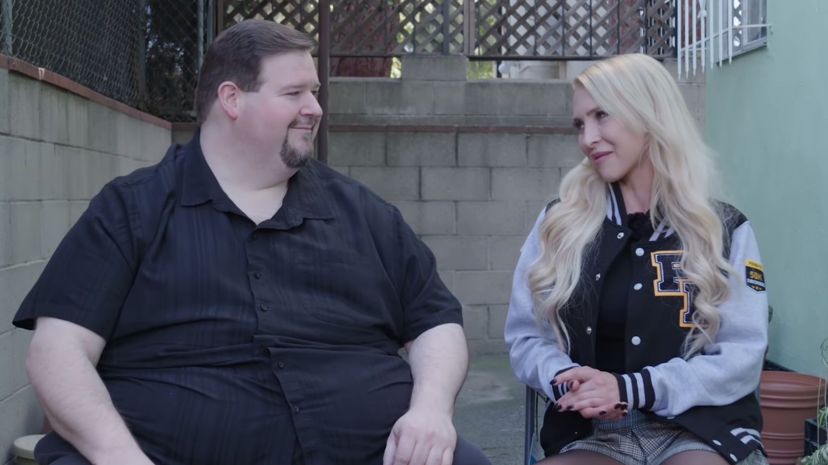 Pornhub подарував машину постійному глядачу з інвалідністю