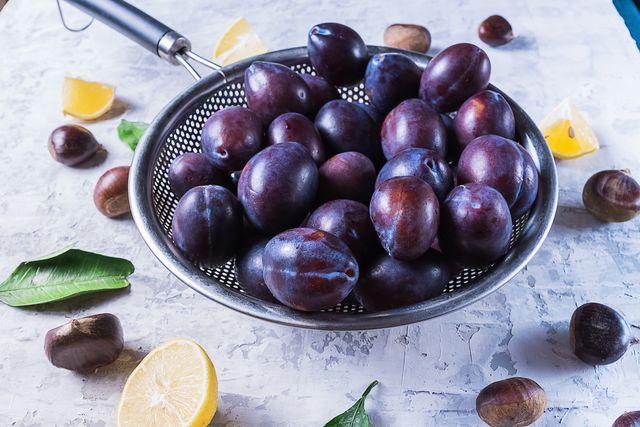 Сливи сприяють росту м'язів - фото 337513