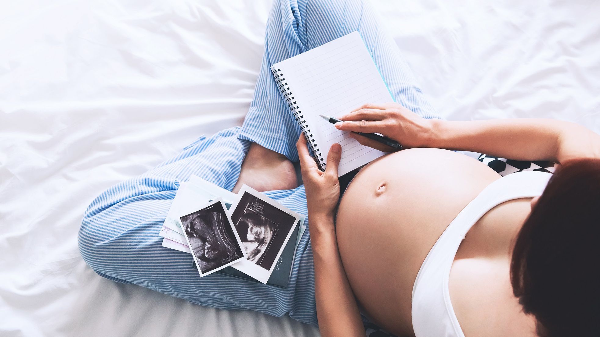 Експерти назвали найкращий вік для вагітності